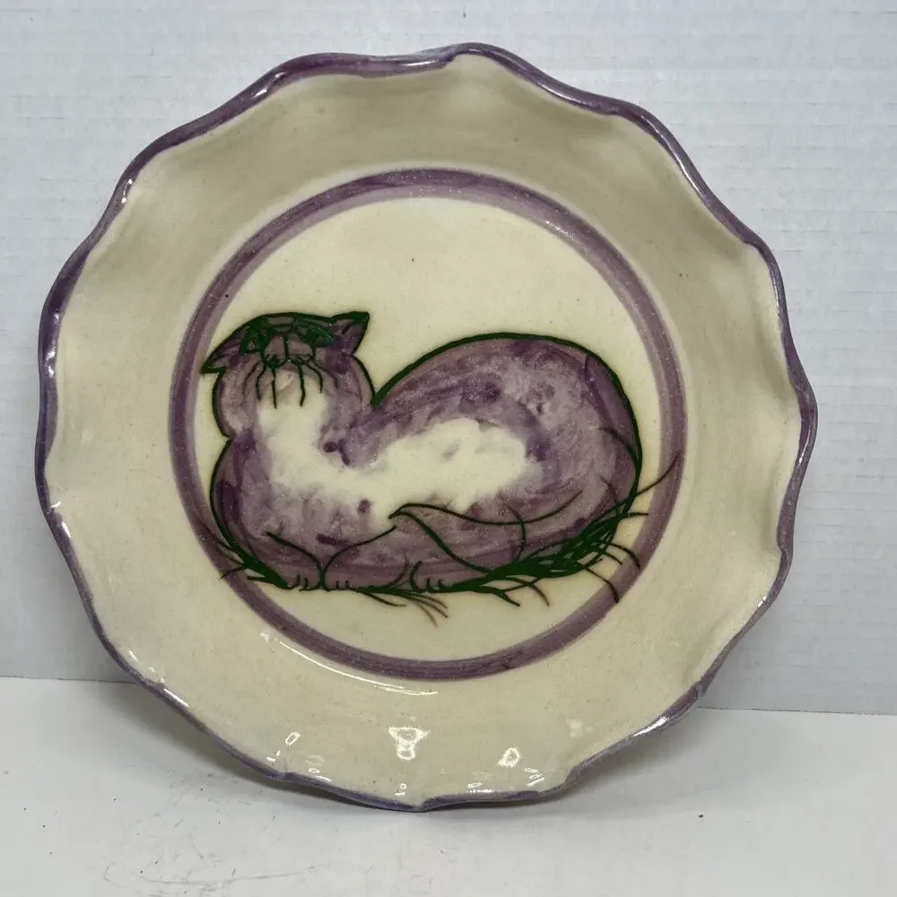 Art Pottery Pie Dish Purple Kitty Cat Ruffled Edge Signed Ceramic 10